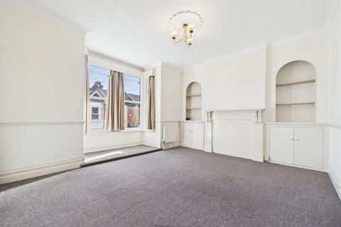 1 bedroom flat to rent, Winter Road, Southsea, PO4