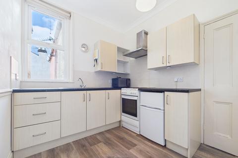 1 bedroom flat to rent, Winter Road, Southsea, PO4