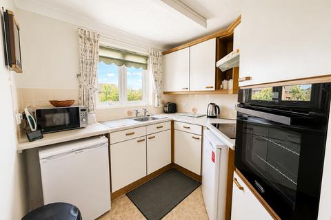 2 bedroom flat for sale, Canberra Court, GOSPORT