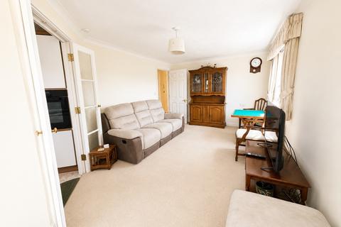 2 bedroom flat for sale, Canberra Court, GOSPORT