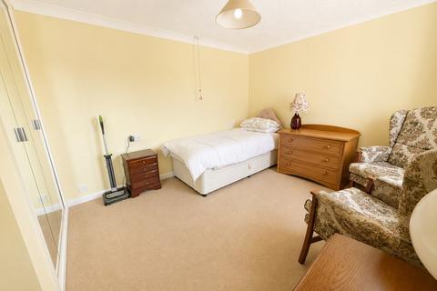 2 bedroom flat for sale, Canberra Court, GOSPORT