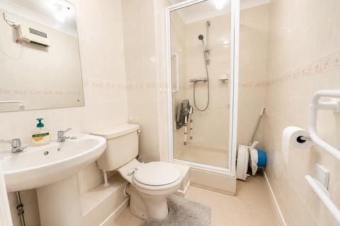 2 bedroom flat for sale, Canberra Court, GOSPORT