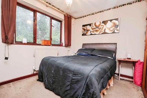3 bedroom detached house for sale, Hayseech, CRADLEY HEATH
