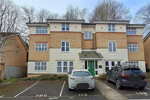 2 bedroom flat to rent, De La Warre Court, St. Annes Park, Bristol