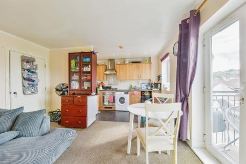 2 bedroom flat for sale, Abercromby Avenue, High Wycombe