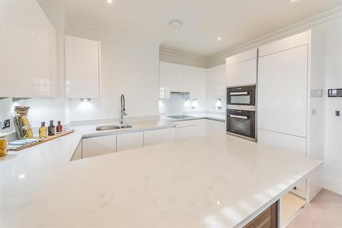 2 bedroom apartment to rent, Palace Wharf, Hammersmith, W6