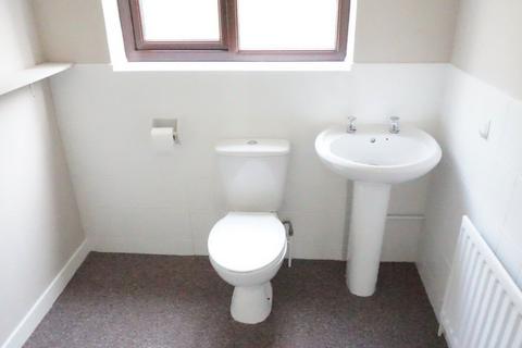 1 bedroom flat to rent, Flat 10 Raikes Court, Welton, HU15 1PG