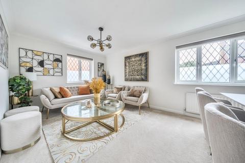 5 bedroom detached house for sale, Merrick Way, Valley Park, Chandler's Ford