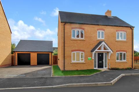 4 bedroom detached house for sale, Oak Grove, Dunton, SG18
