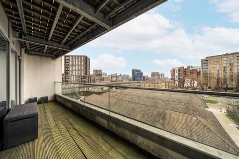 1 bedroom flat for sale, Merryweather Place, London SE10