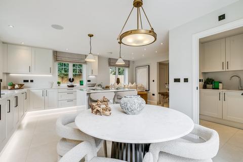 undefined, Russell Road, Toddington, LU5