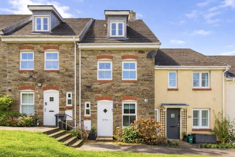 3 bedroom terraced house for sale, Gilbert Road, Bodmin, Cornwall