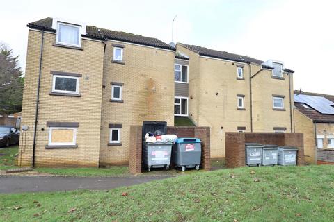 Knaphill Crescent, Northampton