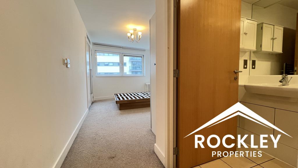 Main Bedroom & En-Suite