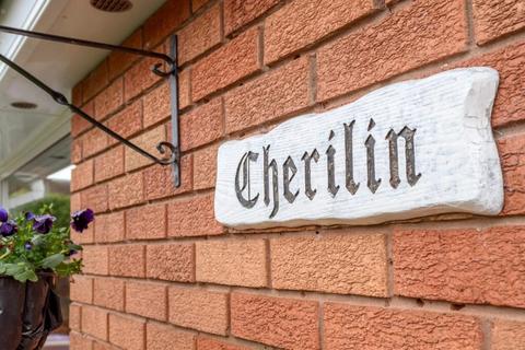 3 bedroom detached house for sale, Upper Pool Hill, Dawley, Telford