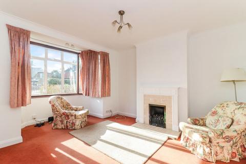 3 bedroom semi-detached house for sale, Winton Drive, Croxley Green, WD3