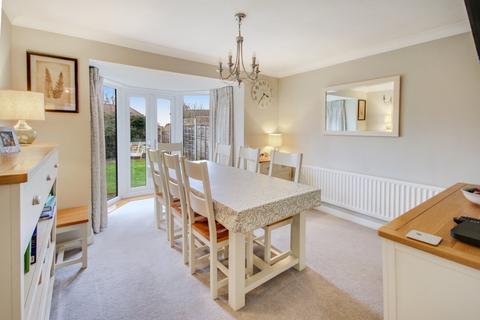 6 bedroom detached house for sale, Hill House Close, Turners Hill, RH10