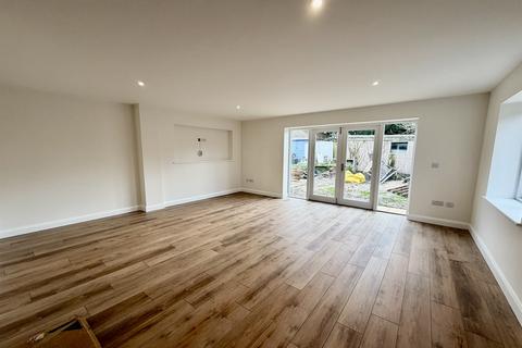 undefined, Twitten End, North Street, Storrington, RH20