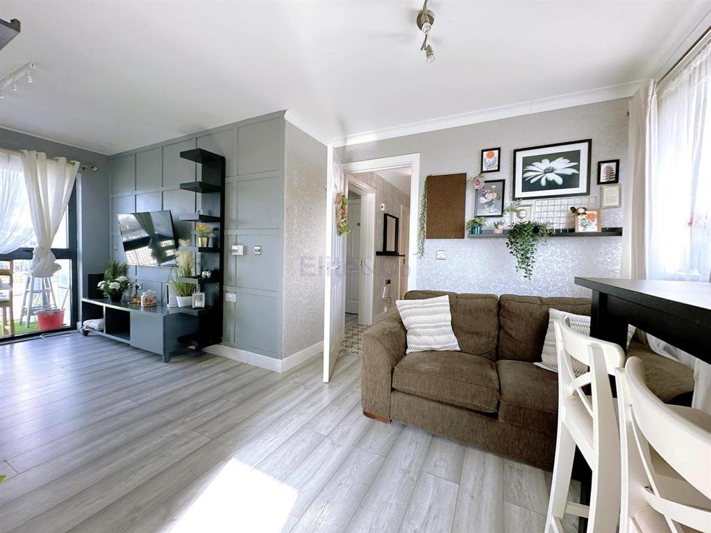 Lounge/Diner