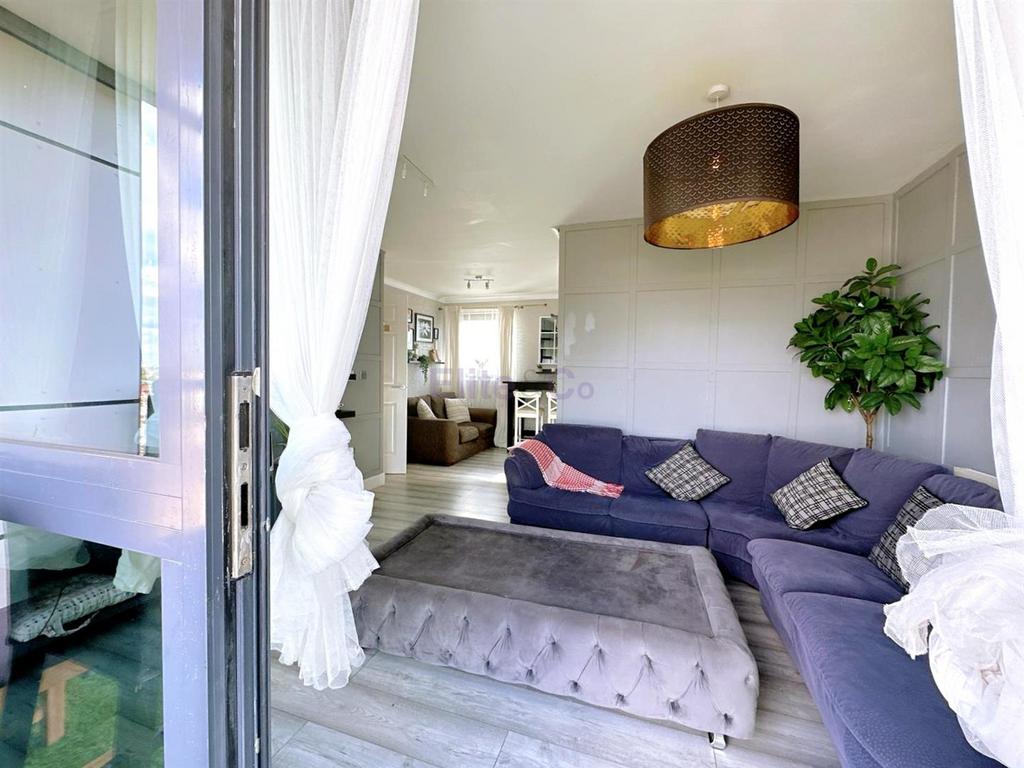Lounge/Diner