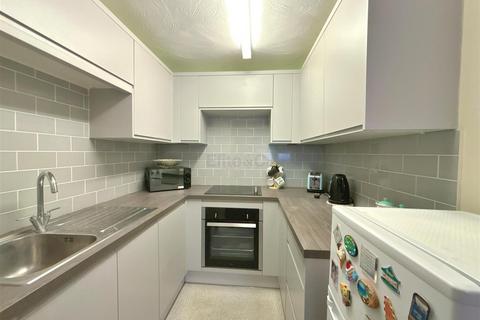 undefined, Pond Cottage Lane, West Wickham, BR4