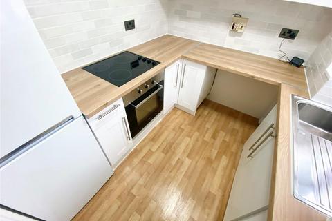 1 bedroom maisonette to rent, High Town Road, Luton, LU2