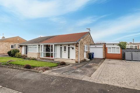 2 bedroom semi-detached bungalow for sale, Eddrington Grove, Newcastle upon Tyne NE5