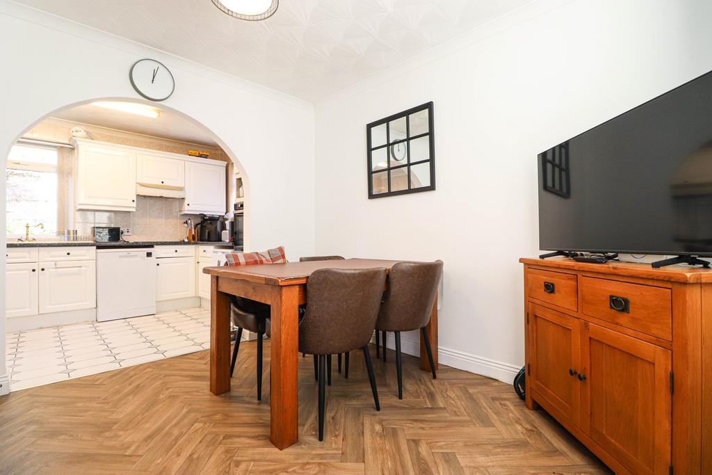 Dining Kitchen