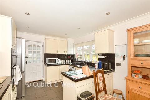 4 bedroom detached bungalow for sale, Ringles Cross, Uckfield TN22