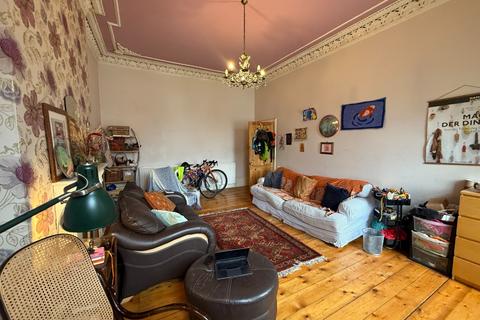 3 bedroom flat to rent, Argyle Street, Kelvingrove, Glasgow, G3