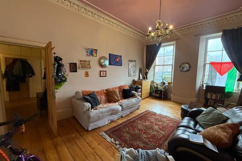 3 bedroom flat to rent, Argyle Street, Kelvingrove, Glasgow, G3