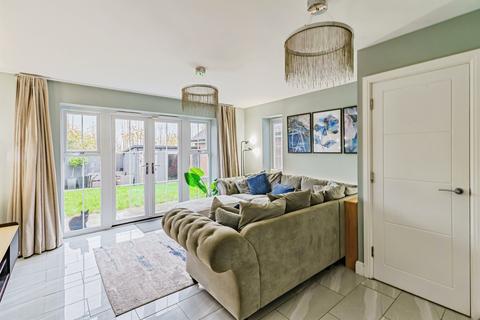 undefined, Kingfisher Drive, Crowborough