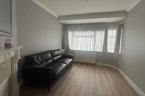1 bedroom maisonette to rent, Stafford Avenue, Slough, Berkshire, SL2
