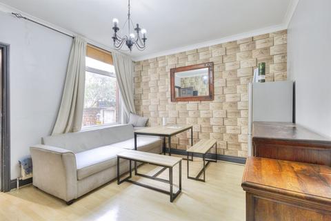 3 bedroom terraced house for sale, Muscott Street, NORTHAMPTON
