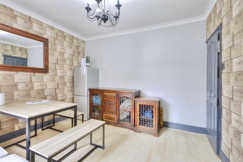 3 bedroom terraced house for sale, Muscott Street, NORTHAMPTON