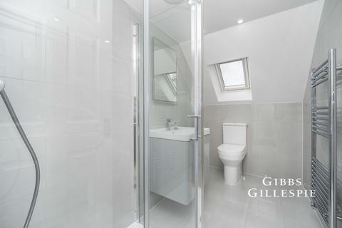 6 bedroom semi-detached house to rent, Brackenbridge Drive, Ruislip, HA4