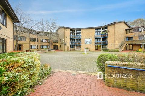 undefined, Long Ford Close, Oxford, Oxfordshire, OX1