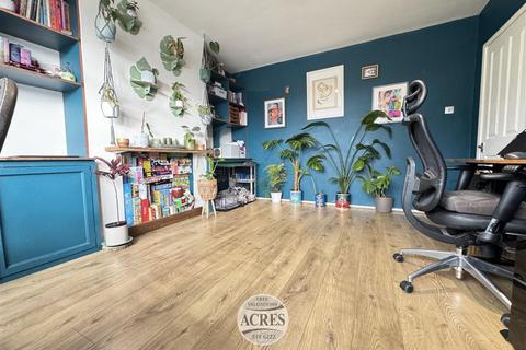 3 bedroom semi-detached house for sale, Fairbourne Avenue, Great Barr, Birmingham