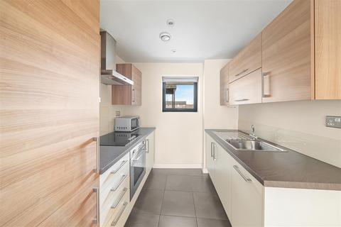 1 bedroom flat for sale, Heath Place, London