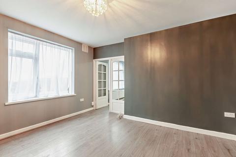 3 bedroom semi-detached house for sale, Chaucer Crescent, Dover, CT16