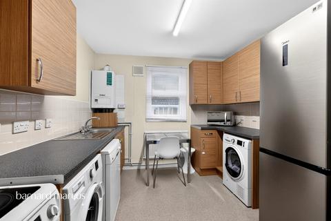 1 bedroom flat for sale, Wilcox Close, London