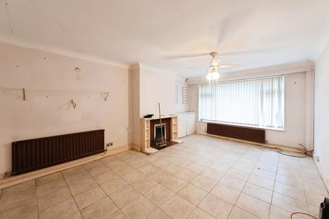 2 bedroom semi-detached bungalow for sale, Waterloo Close, Waterlooville