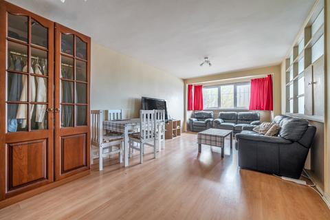 undefined, Maidstone Road, London