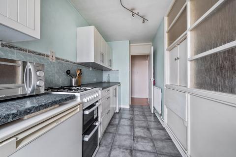 undefined, Maidstone Road, London