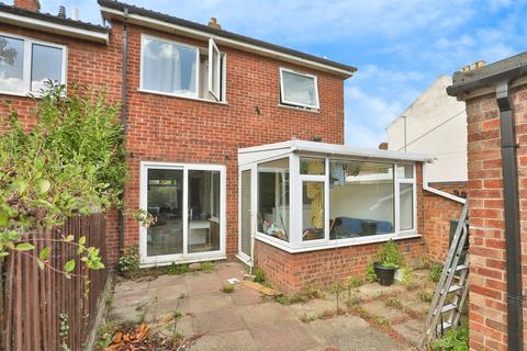 3 bedroom end of terrace house for sale, Byfield Court, Norwich