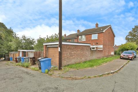 3 bedroom end of terrace house for sale, Byfield Court, Norwich