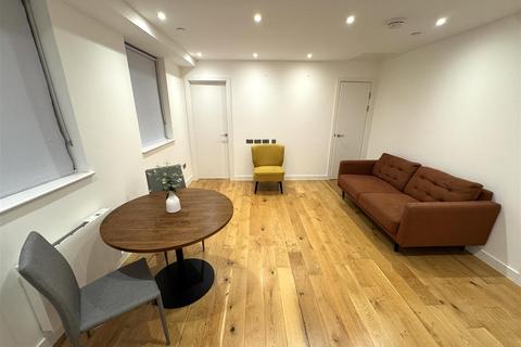 undefined, Rockingham Road, Uxbridge UB8