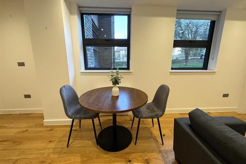 1 bedroom apartment to rent, Rockingham Road, Uxbridge UB8