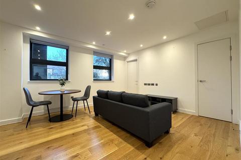 1 bedroom apartment to rent, Rockingham Road, Uxbridge UB8