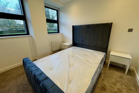 1 bedroom apartment to rent, Rockingham Road, Uxbridge UB8
